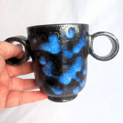 Taza pequeña de dos orejas - Tierra y Niebla