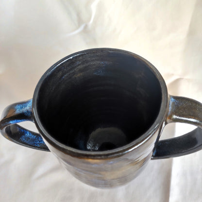 Grande tasse/mug à deux anses "Terre noire et brume"