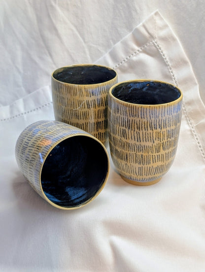 Petite tasse - Petits traits