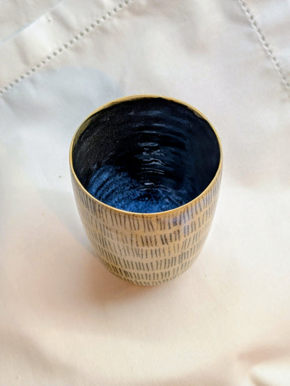 Petite tasse - Petits traits